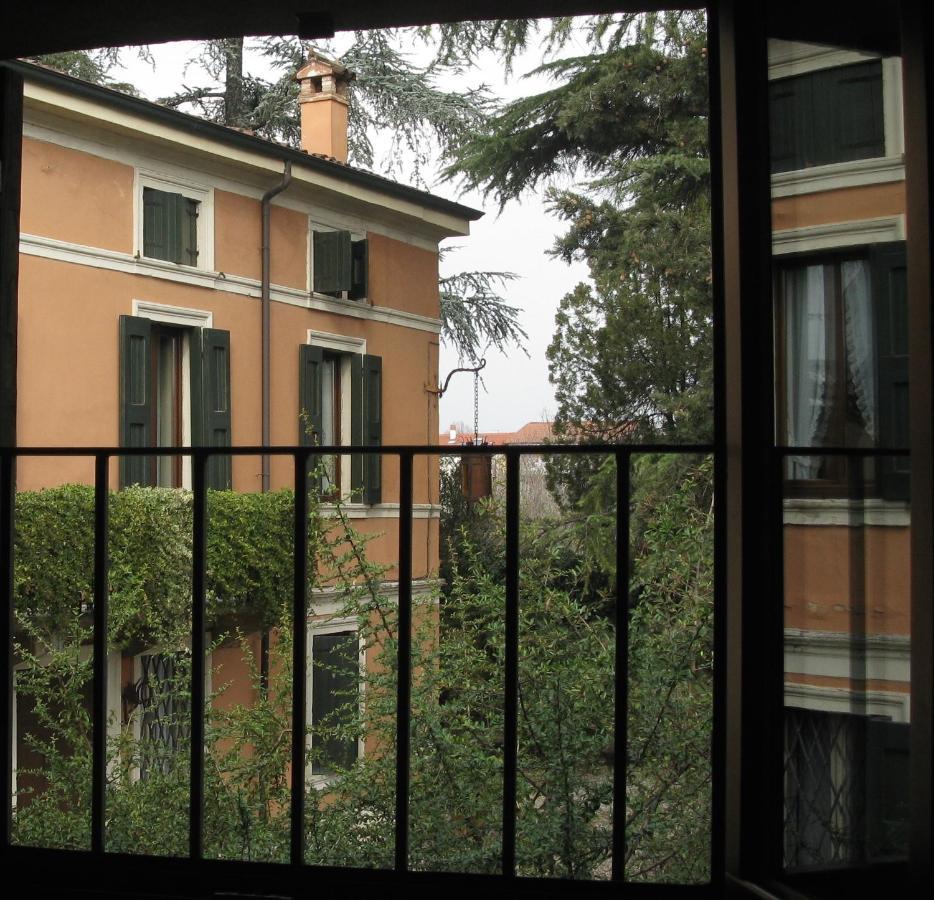 Corte Roveggia - Monolocale Picasso Verona Esterno foto